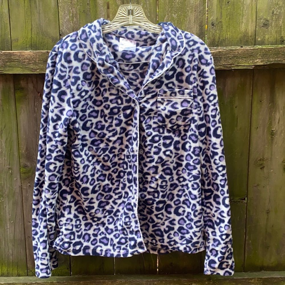 Serra purple leopard print pjs sz. L